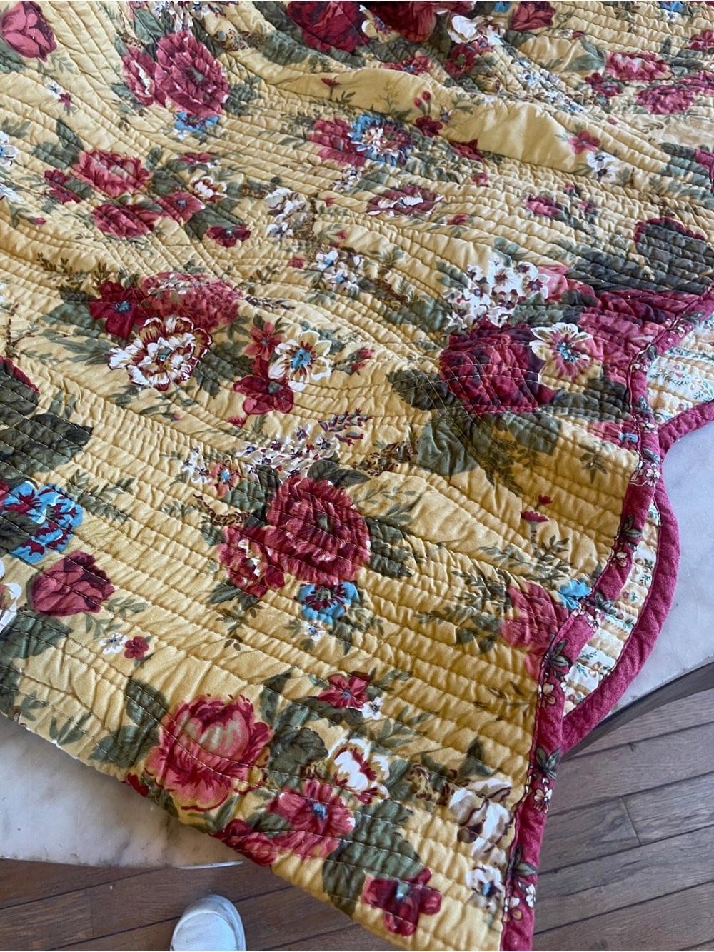 NWT C & F Quilted Throw